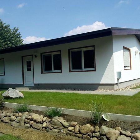 Behaglicher Bungalow für Mensch und Hund Barkhagen Exterior foto